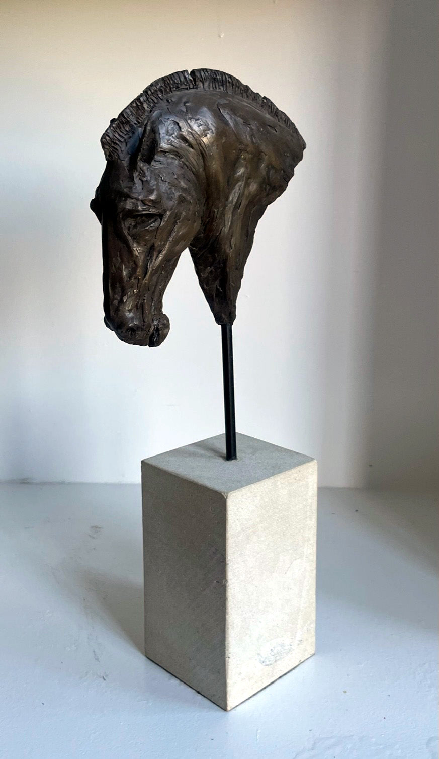 Aura - Rachel Stormonth-Darling